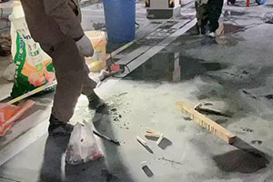 鸡西地下车库堵漏施工视频